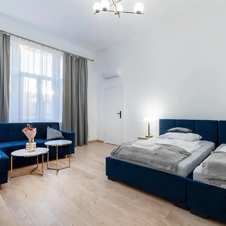 Azarentier1 Slowackiego Apartment