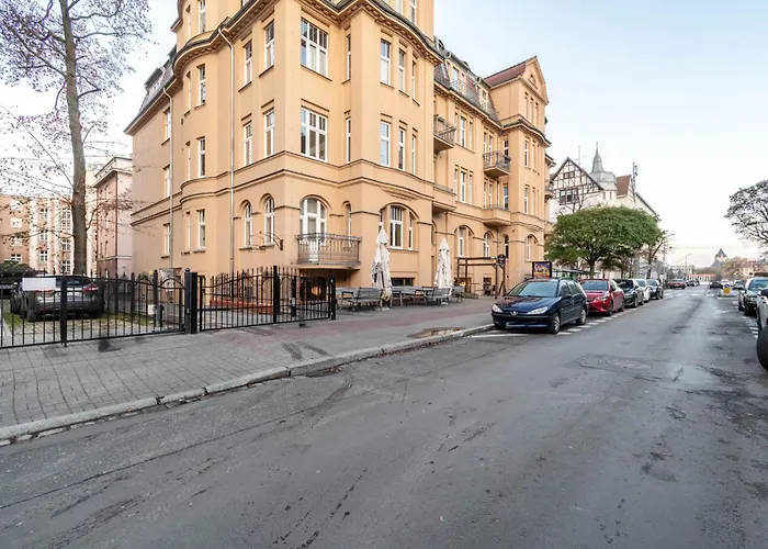 Apartment Azarentier1 Slowackiego *