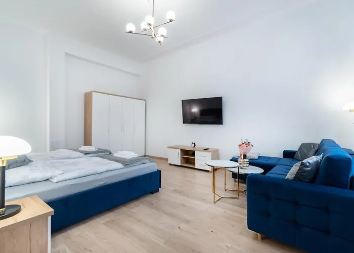 Azarentier1 Slowackiego * Poznan