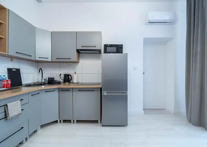 Azarentier1 Slowackiego Apartment